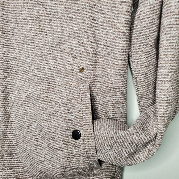 Slvdr Men's Button and Snap Long Sleeved Front Grey Shirt Size Small - Picture 2 of 7